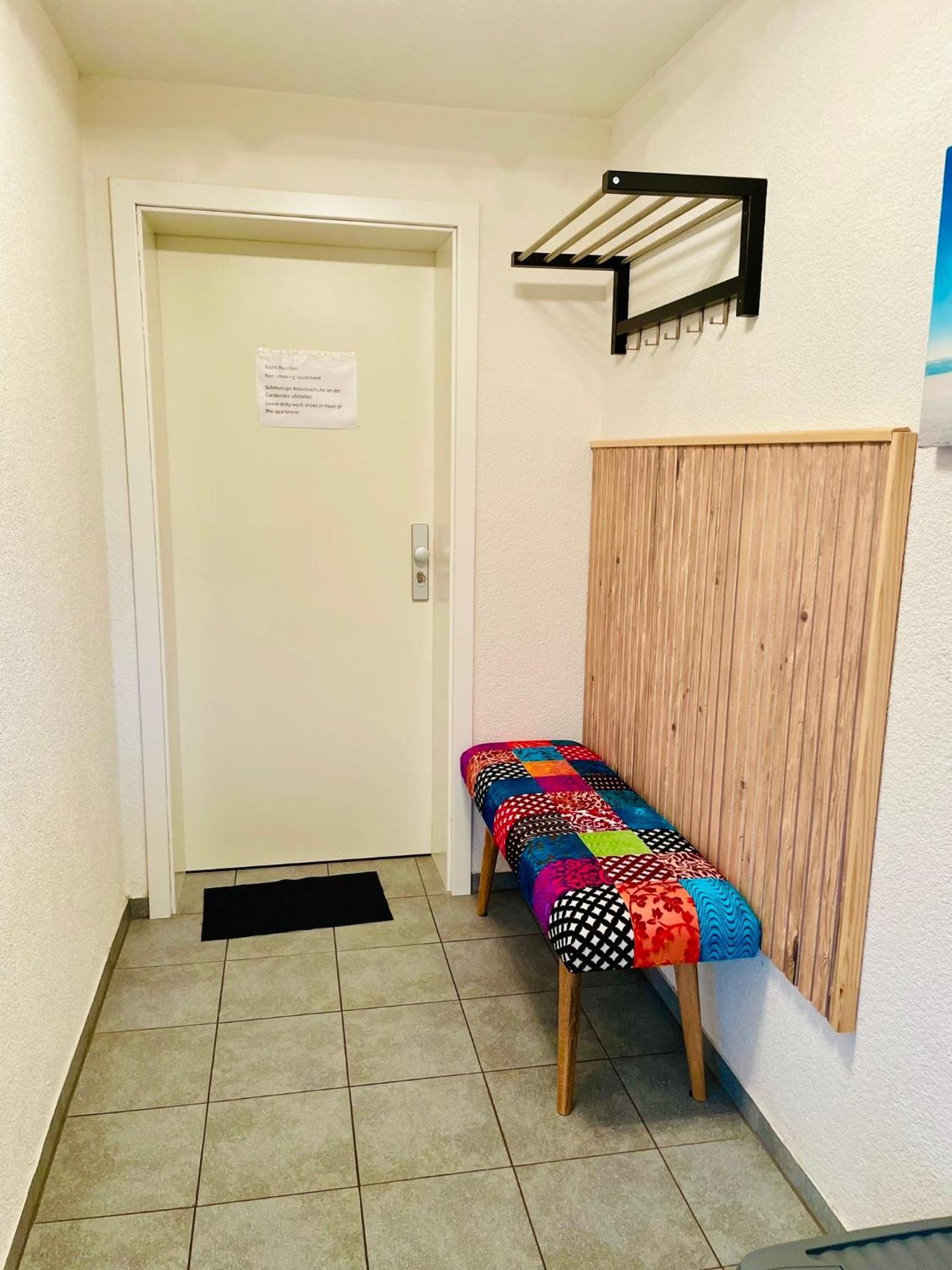 Kleine Auszeit Ferienwohnung Nahe Bosenbergklinik Mit Parkplatz, Haustiere Willkommen Sankt Wendel Eksteriør bilde